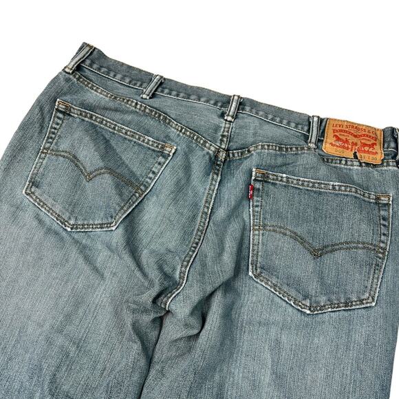 Levi’s 559 Relaxed Straight Jeans Sub Zero Medium Wash FLAW Mens 33x30 - Picture 6 of 9